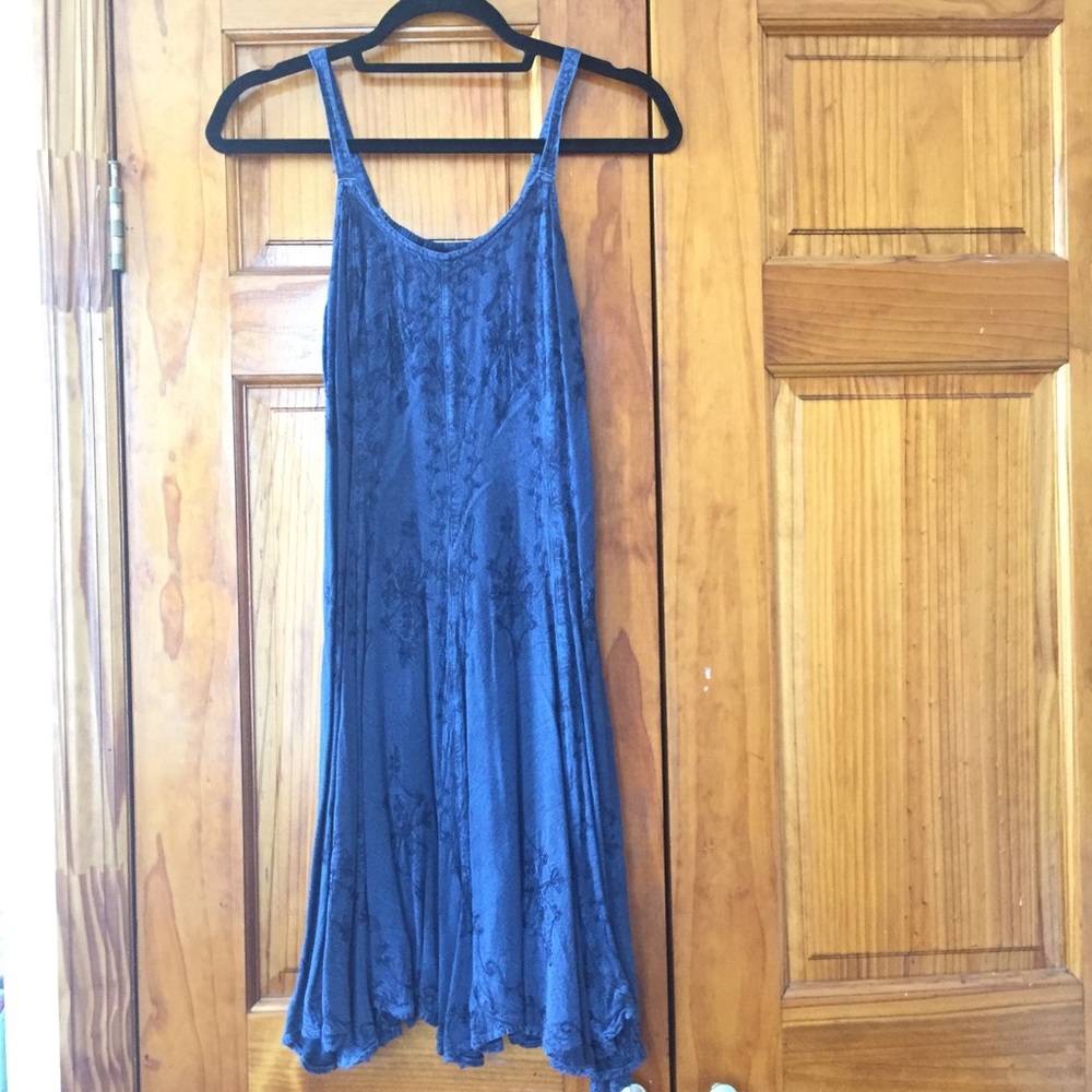 Embroidered faerie dress S